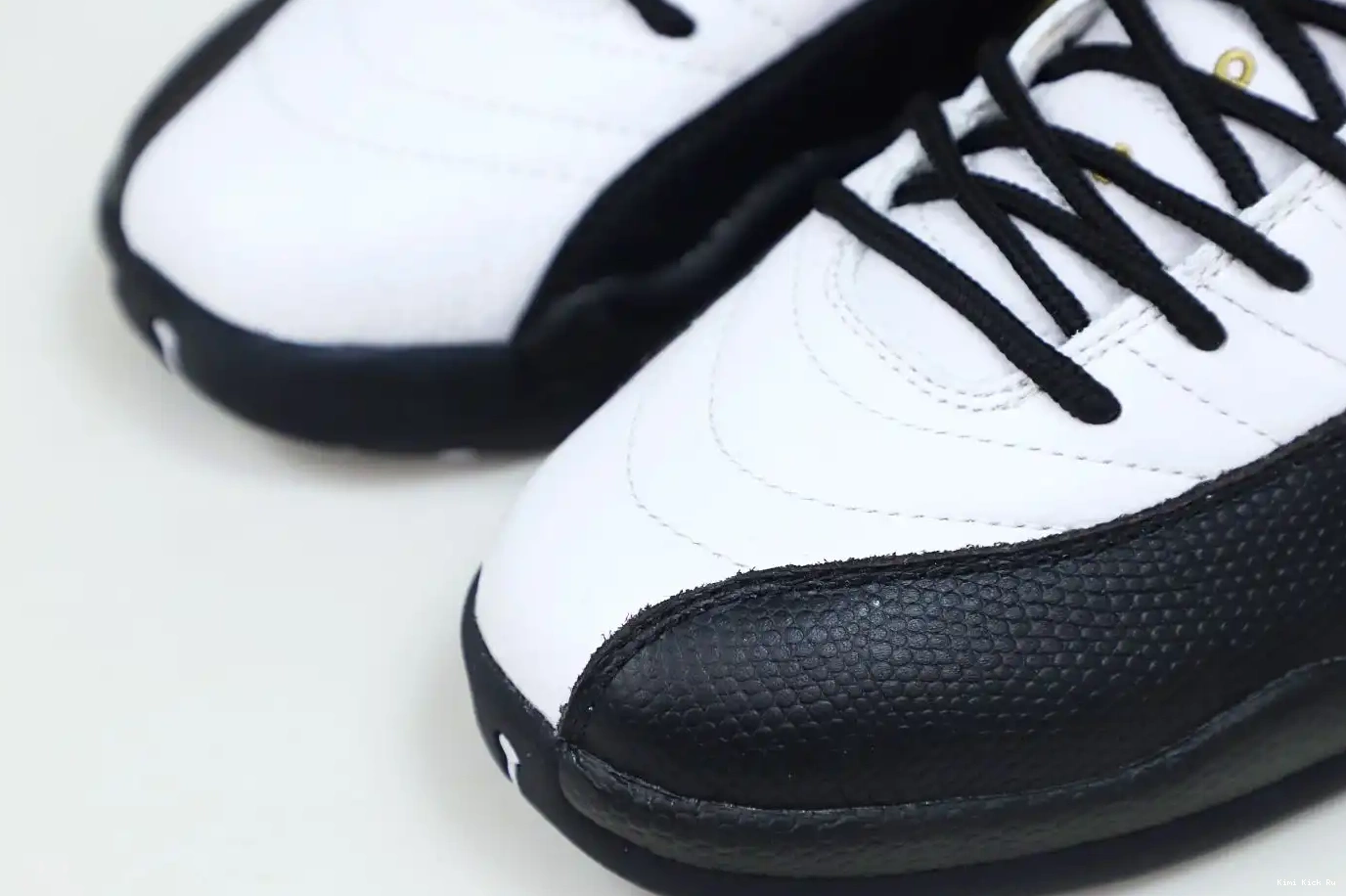 AIR RETRO 12 Kimikick 'ROYALTY' JORDAN 0326